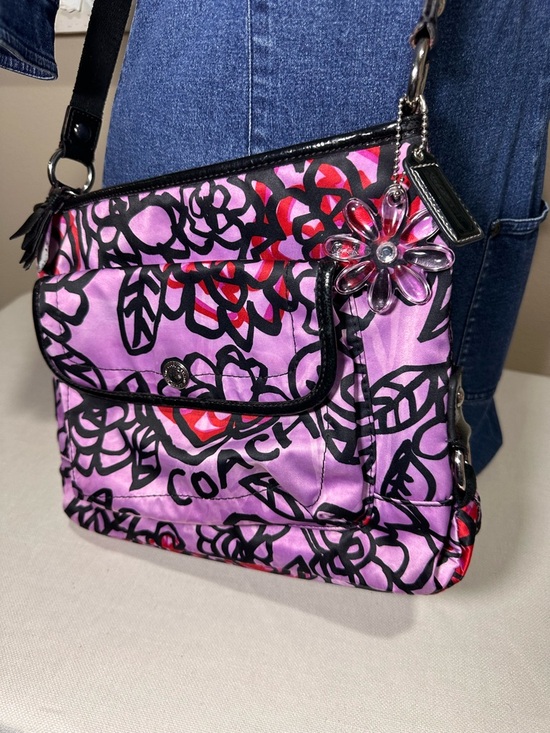 Coach Handbags - Coach Poppy KYRA Daisy Graffiti Crossbody Bag EUC